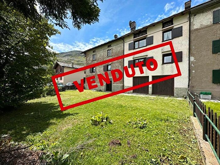 Appartamento trilocale in vendita in Madesimo