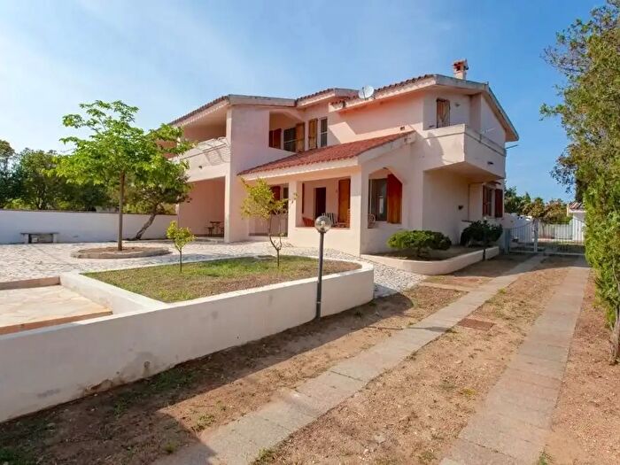 Appartamento con 5 locali in vendita in Via delle Betulle, Siniscola