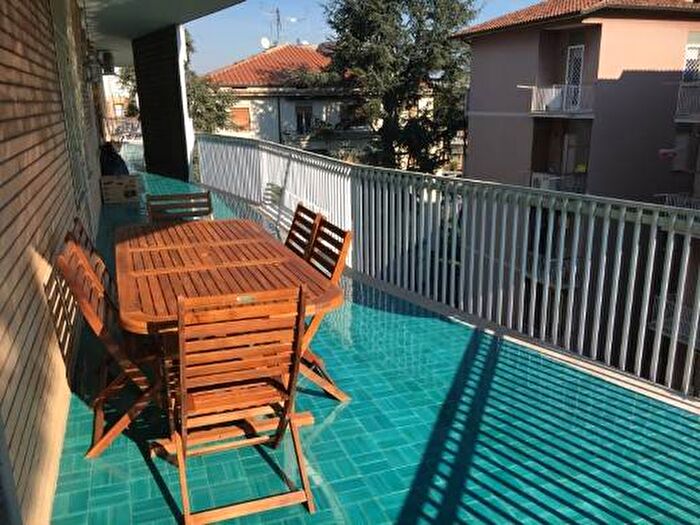 Appartamento quadrilocale in affitto in Viale dell'Oceano Atlantico, Eur, Roma