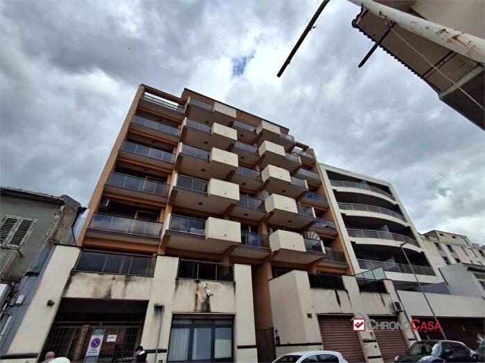 Appartamento con 5 locali in affitto in Via Consolare Valeria, Minissale, Messina