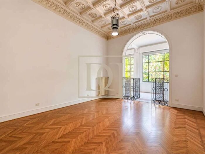 Appartamento con 5 locali in affitto in Via Angelo Maj, Cadore, Milano
