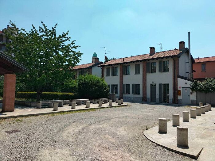 Case in Vendita e in Affitto - 3