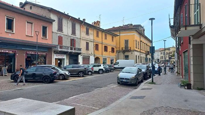 Appartamento bilocale in vendita in Piazza Roma Mariano Comense, Mariano Comense