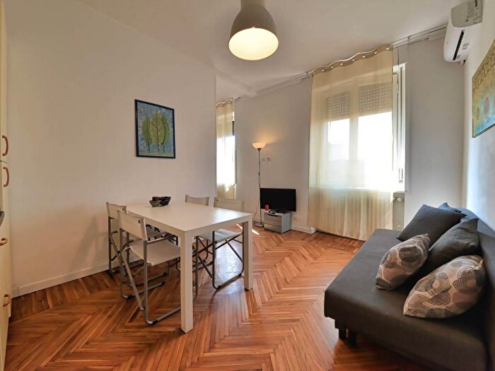 Appartamento bilocale in affitto in Piazza Lima, Buenos Aires, Milano