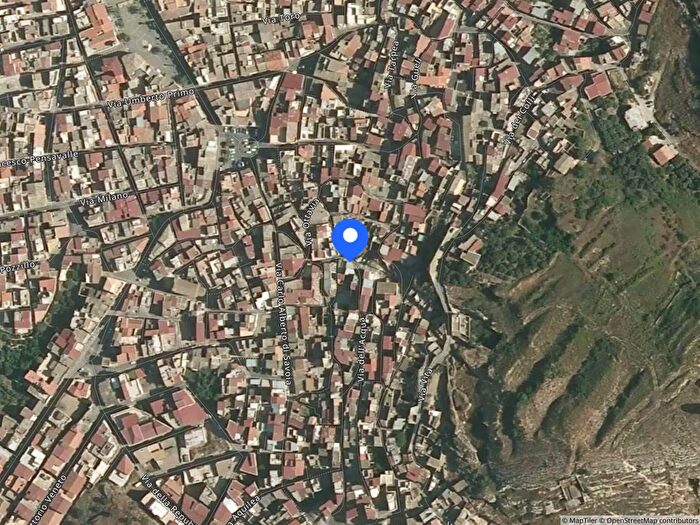 Casa monolocale in vendita in Via dellAcqua, Palagonia