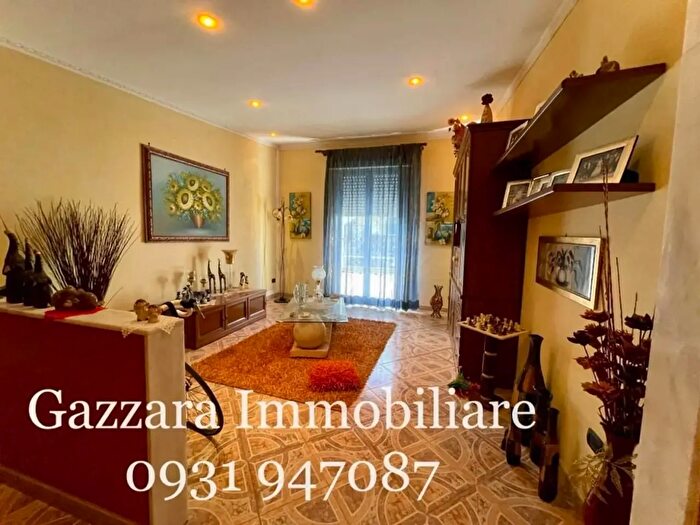 Appartamento con 5 locali in vendita in Solferino, Canicattini Bagni