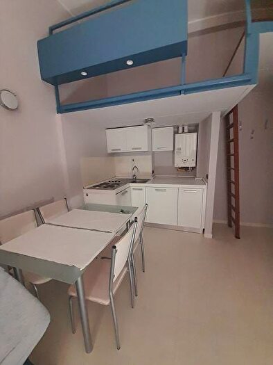 Appartamento monolocale in affitto in Via Plinio, Buenos Aires, Milano