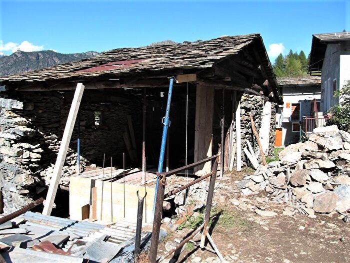 Casa quadrilocale in vendita in Caspoggio