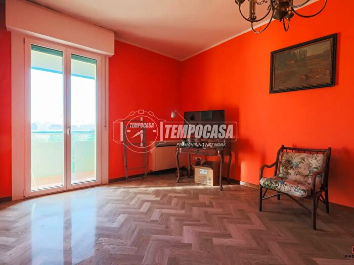 Appartamento quadrilocale in vendita in Via Demetrio Martinelli, Bologna