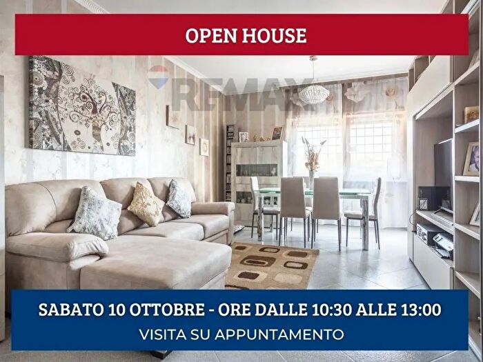 Appartamento trilocale in vendita in Via Vito Giuseppe Galati, Roma