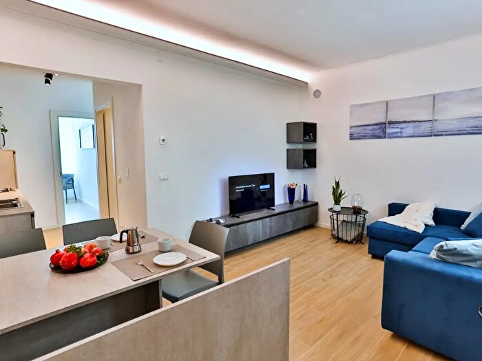 Appartamento trilocale in vendita in Via Alessandro Volta, Abano Terme