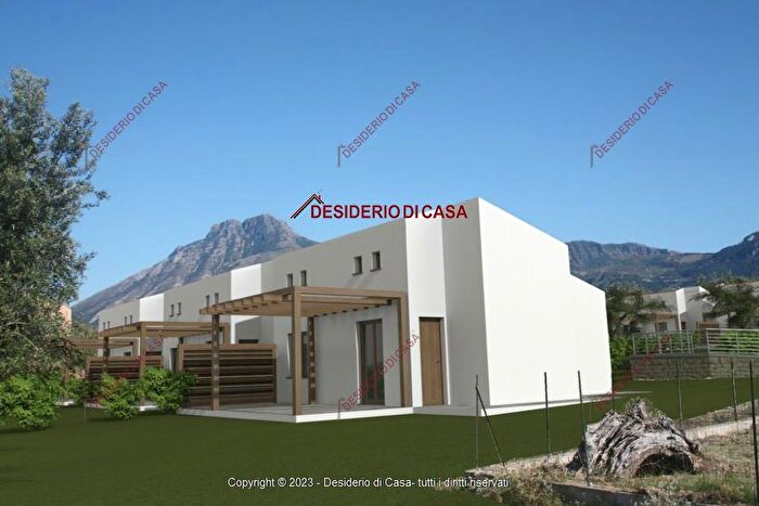 Casa trilocale in vendita in Via Vittime della Mafia, Termini Imerese