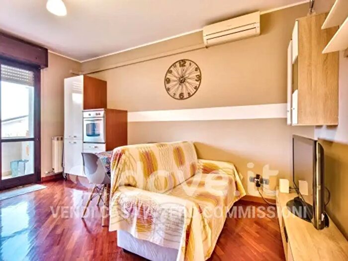 Appartamento bilocale in vendita in Via Prima Strada, Lainate