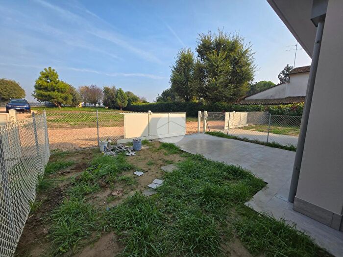 Casa quadrilocale in vendita in Via Provinciale Bagnara, Lugo