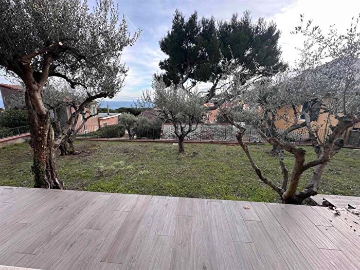 Appartamento bilocale in affitto in Via Bonini, Bergeggi