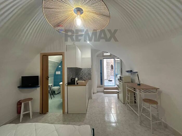 Appartamento monolocale in vendita in Via Cocciardi, Vieste