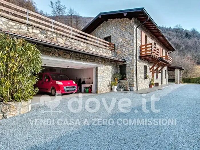 Casa con 5 locali in vendita in Via di Sopra, Luzzana