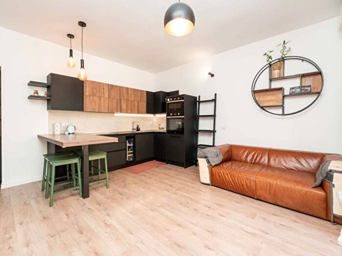Appartamento bilocale in affitto in Via Ponte di Legno, Quartiere Feltre, Milano