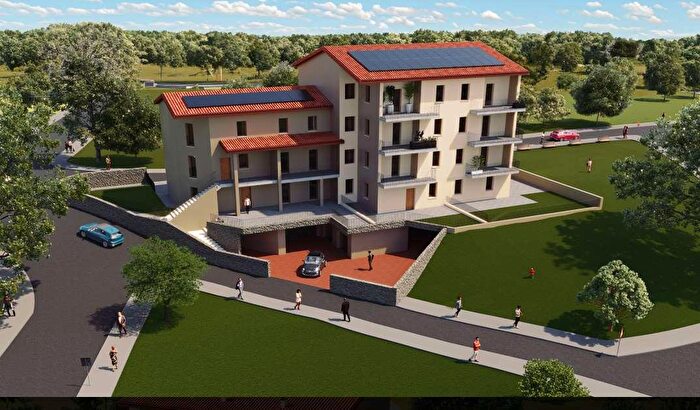 Appartamento quadrilocale in vendita in Passignano Sul Trasimeno