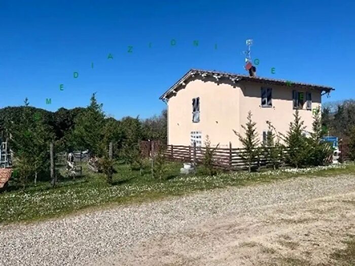 Casa con 6 locali in vendita in Fraz Casole, Vicchio