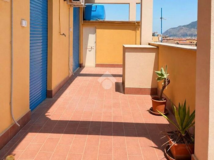 Appartamento con 5 locali in affitto in Via Liborio giuffre', Oreto Perez, Palermo