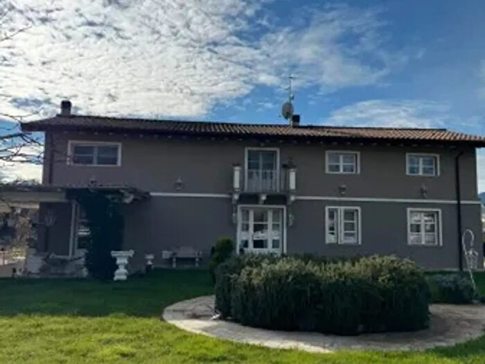 Casa con 6 locali in vendita in Via Nazionale, Villafranca In Lunigiana