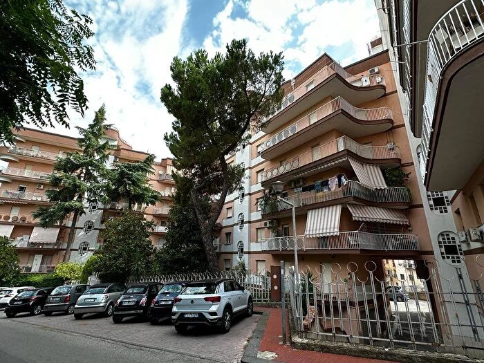 Appartamento quadrilocale in vendita in Via Istria Caltanissetta, Caltanissetta