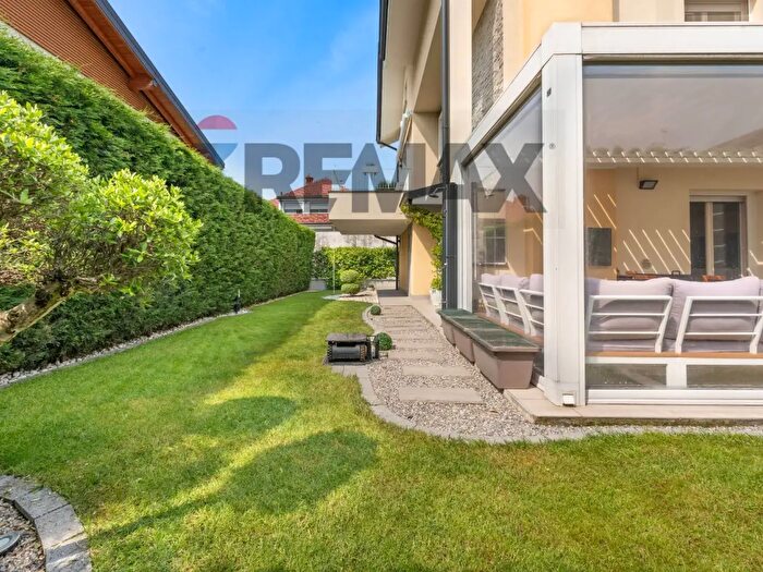 Casa con 5 locali in vendita in Via Dante, Cambiago