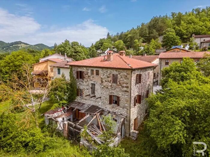 Casa con 6 locali in vendita in Strada Comunale di Ortale, Badia Tedalda