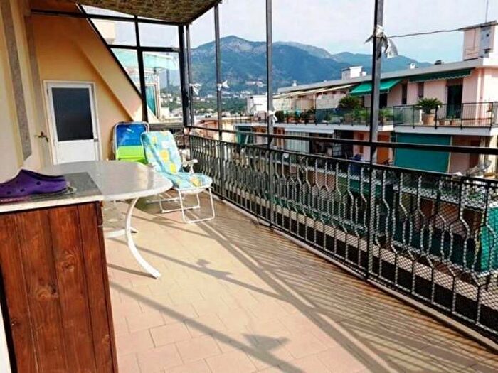 Appartamento trilocale in vendita in Via Cagliari, Borghetto Santo Spirito