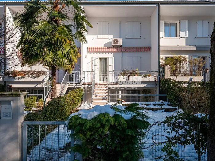 Casa quadrilocale in vendita in Via Amerigo Donatini, Faenza