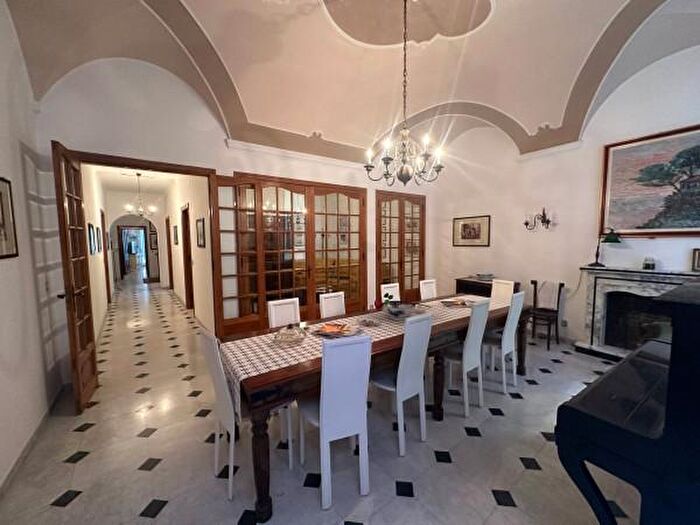 Appartamento con 5 locali in affitto in Alassio