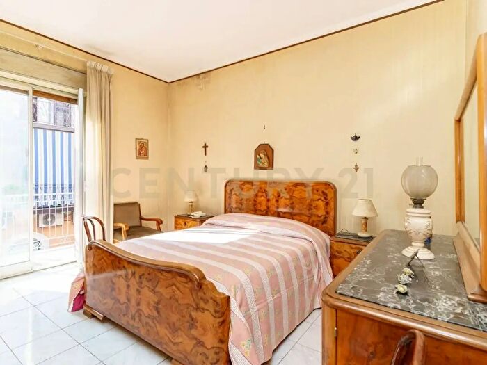 Appartamento con 6 locali in affitto in Via Francesco Petrarca, Paterno'