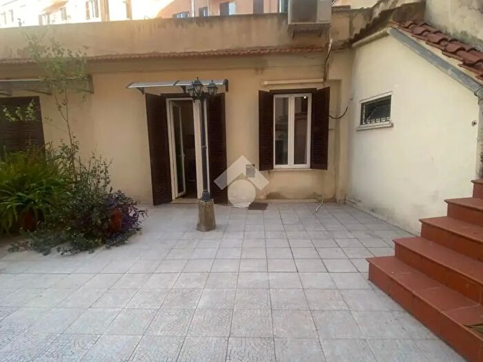 Appartamento monolocale in affitto in Via Tuscolana, Roma