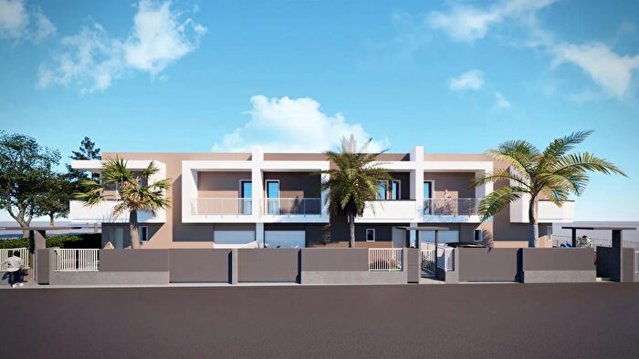 Casa quadrilocale in vendita in Via Frassino Snc, Peschiera Del Garda