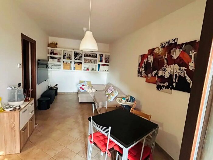 Appartamento trilocale in affitto in Sarzana
