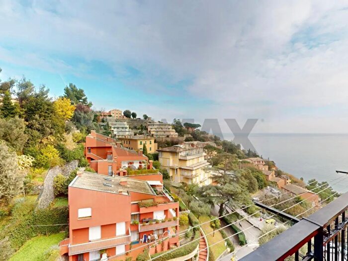 Appartamento quadrilocale in vendita in Via Ronchetto, Arenzano