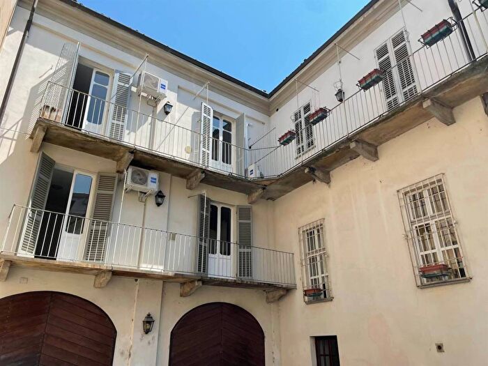Appartamento monolocale in affitto in VIA BENVENUTO SANGIORGIO, Centro, Casale Monferrato