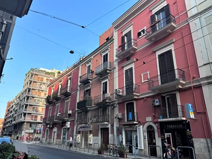 Appartamento monolocale in affitto in Via Prospero Petroni, Bari