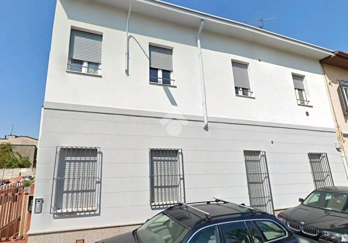 Appartamento trilocale in vendita in Via Santa Valeria, Seregno