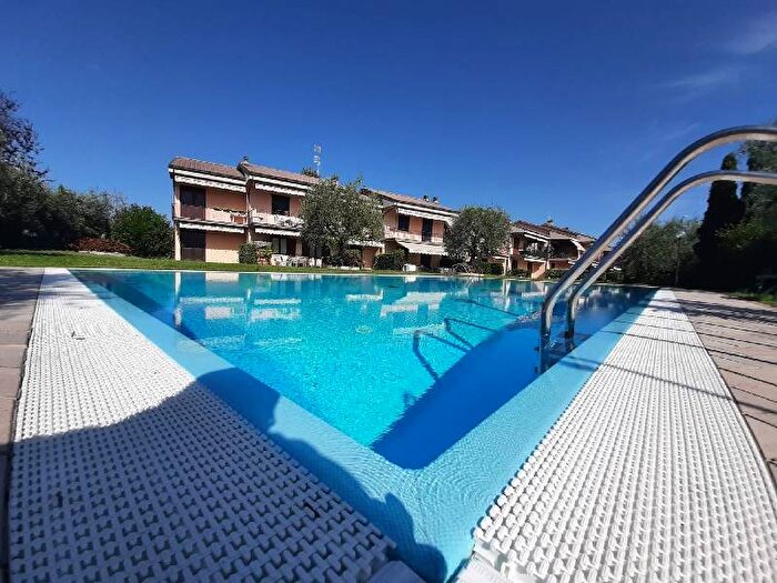 Appartamento bilocale in affitto in Via sissiline, Centro, San Felice del Benaco