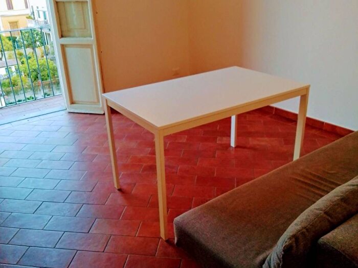 Appartamento quadrilocale in affitto in Via Nino Bixio, Campo di Marte, Firenze