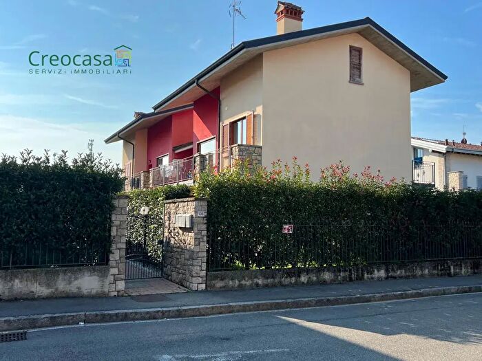 Appartamento quadrilocale in vendita in Comun Nuovo