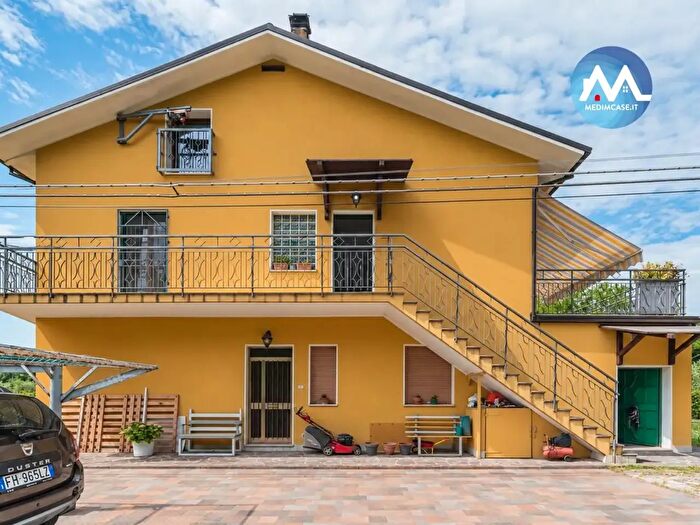 Casa con 5 locali in vendita in Strada della Romagna, Pesaro