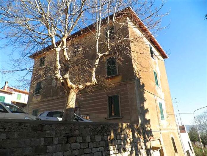 Appartamento trilocale in vendita in Rosignano Marittimo