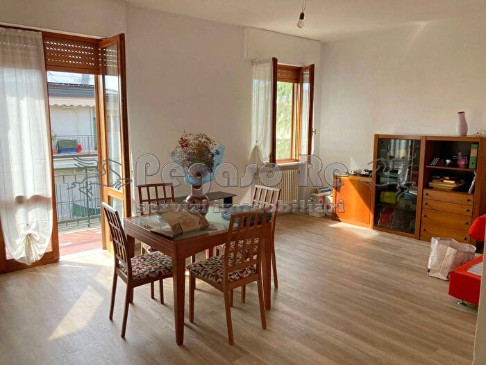 Appartamento trilocale in affitto in Via dei Laghi, Laghetto, Vicenza