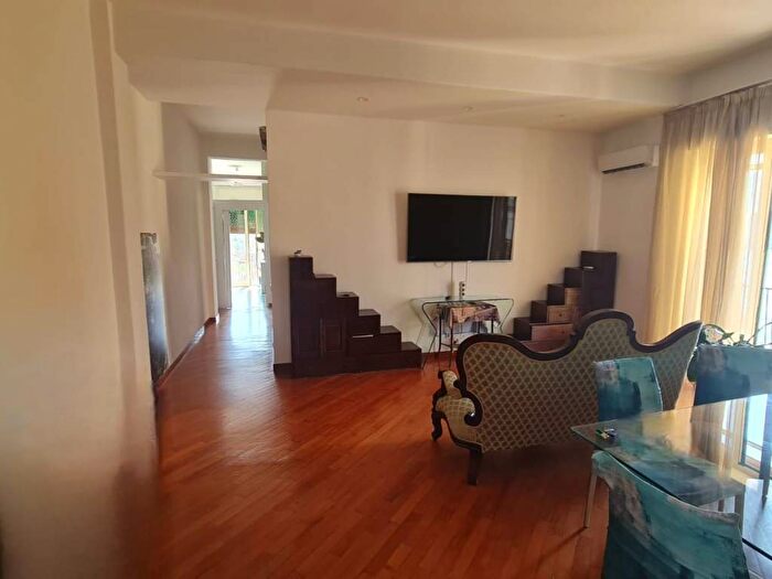 Appartamento quadrilocale in affitto in Via di Pozzuoli, Bagnoli, Napoli