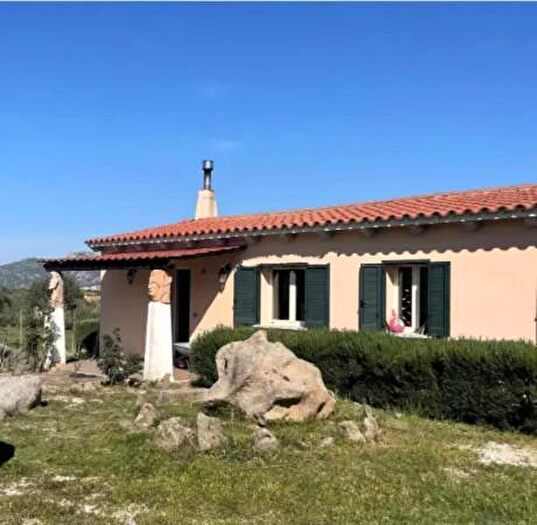 Casa monolocale in vendita in Via Erpice, Olbia