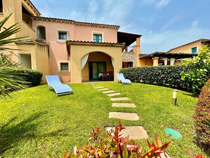 Casa trilocale in vendita in Porto San Paolo, Loiri Porto San Paolo