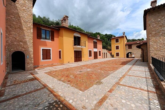 Appartamento quadrilocale in affitto in SP, Montefranco